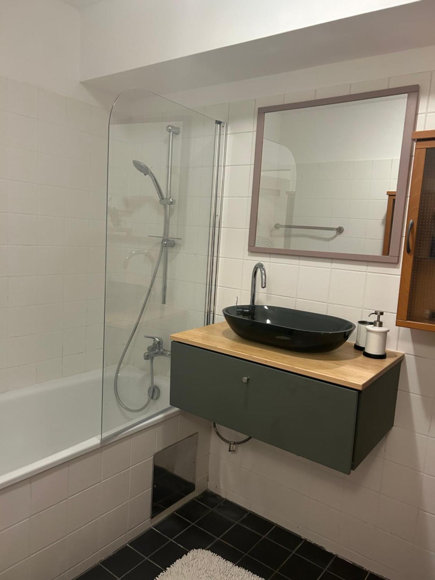 Apartment Mit Logia Und Kleinen Garten In Zentraler Lage 2 Bécs Kültér fotó
