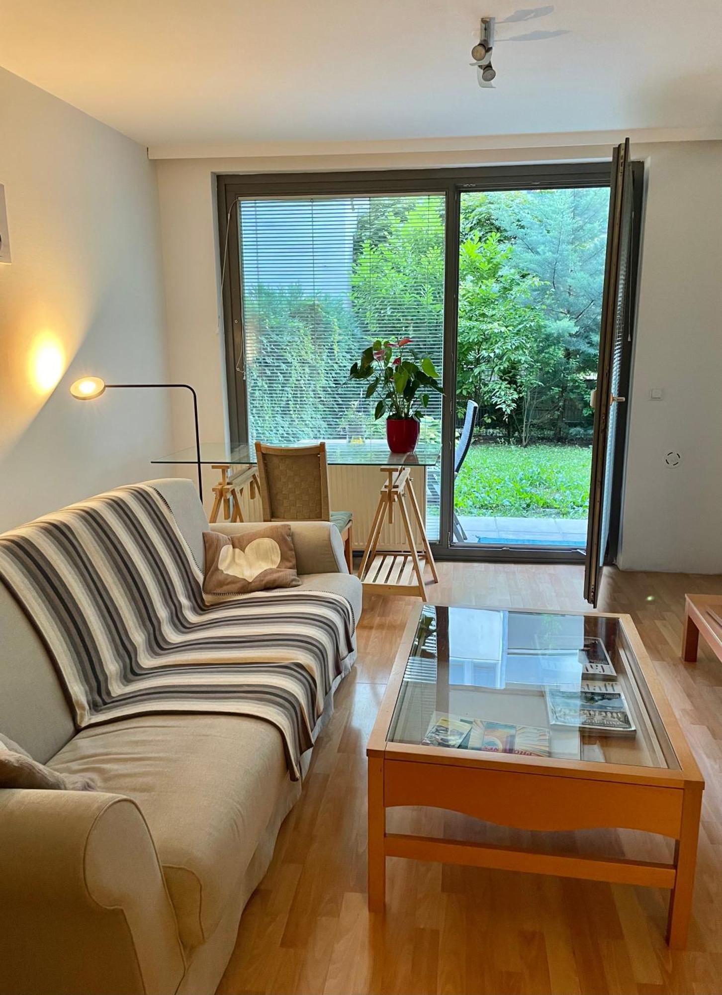 Apartment Mit Logia Und Kleinen Garten In Zentraler Lage 2 Bécs Kültér fotó